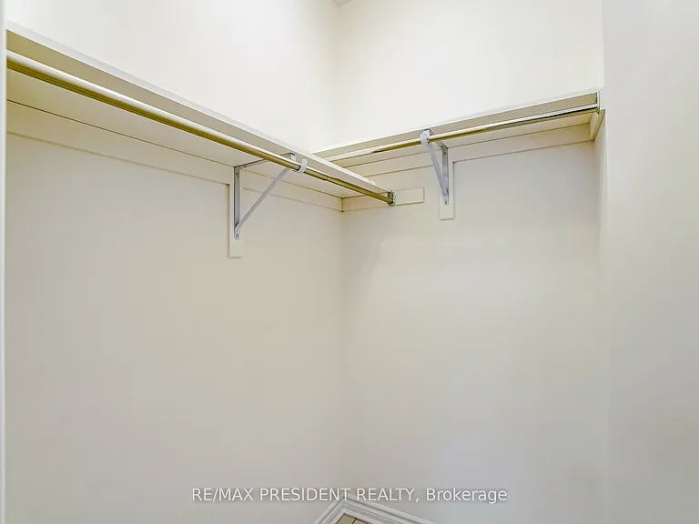 17 Spinland St — Photo 24