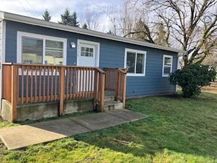 8938 SE Tolbert St — Photo 3