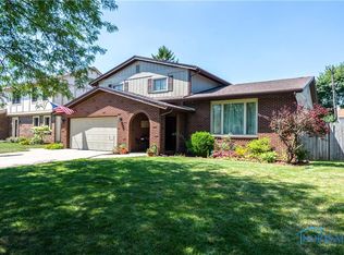 2163 Chalmette Dr, Toledo, OH 43611