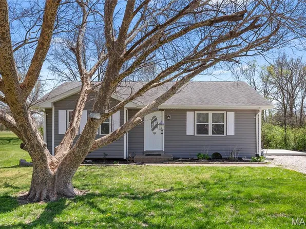 215 Kerland Dr, Wright City, MO 63390