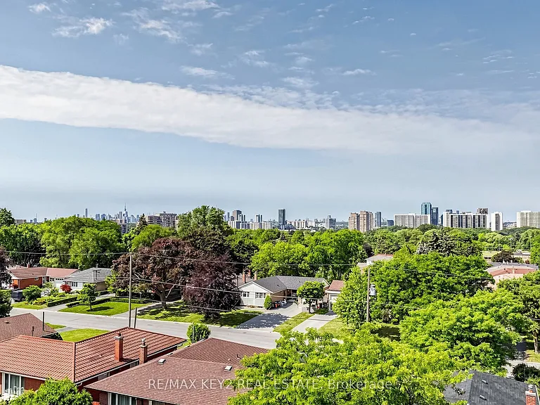 1670 Victoria Park Ave #213 — Photo 43