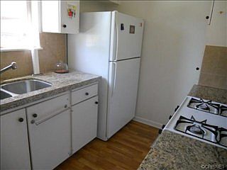 5th image of 6041 Fountain Park Ln APT 12