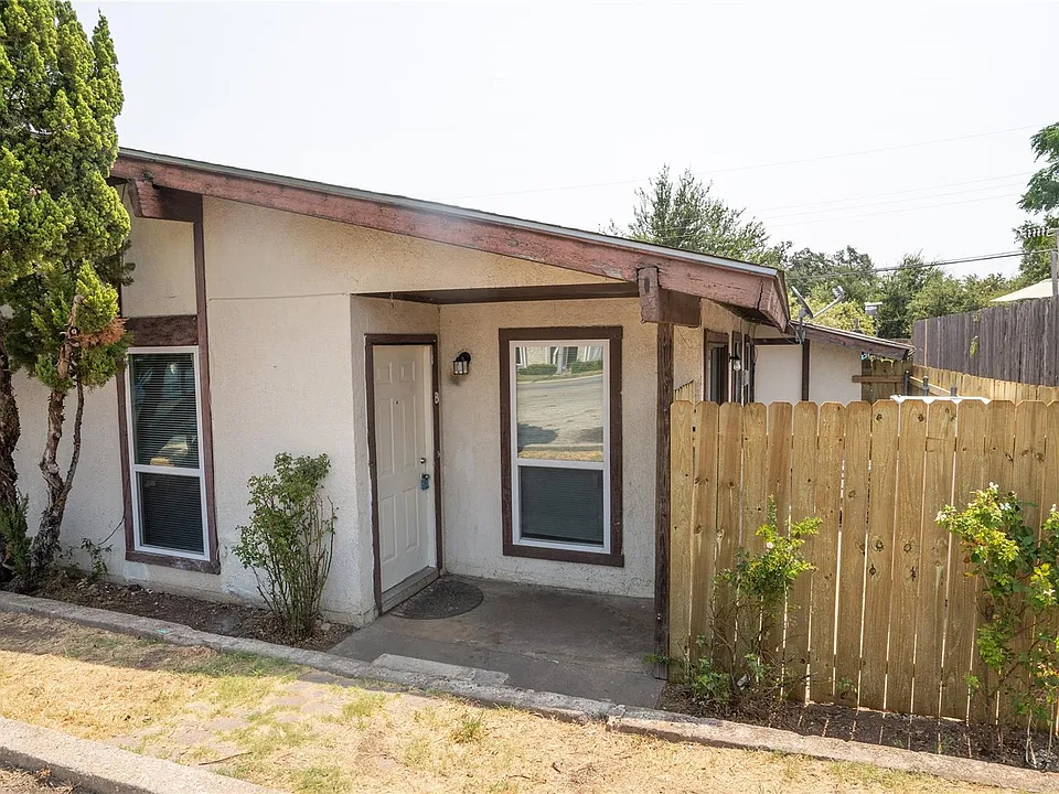 3003 Parker Ln #D