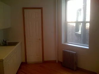 Rented by Urban Real Estate Inc