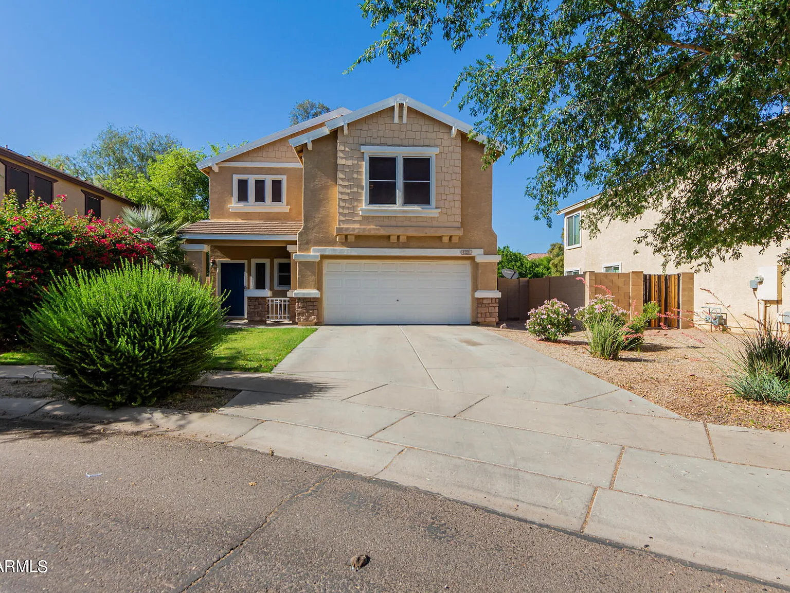 3 bed, 2.5 bath, 1533 sqft, $3,100 — Photo 2