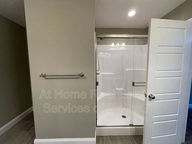 1659 N Eagle Valley Ln — Photo 9