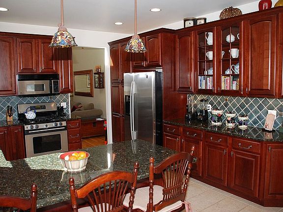 Gourmet Kitchen