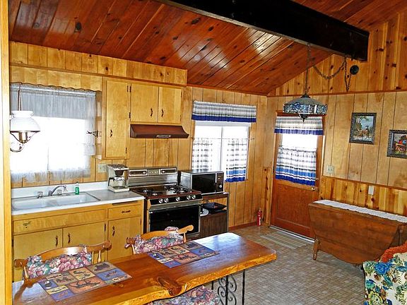 5th image of 1569 Malabar Way