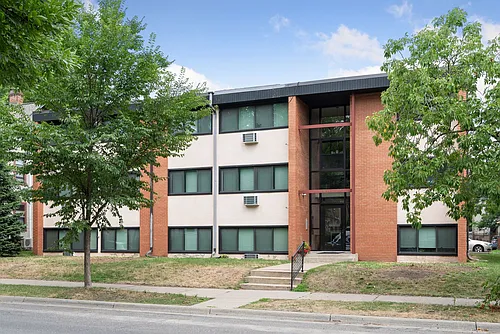 3135 Dupont Photo 1