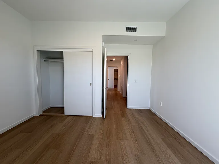 5119 Colfax Ave #306 — Photo 24