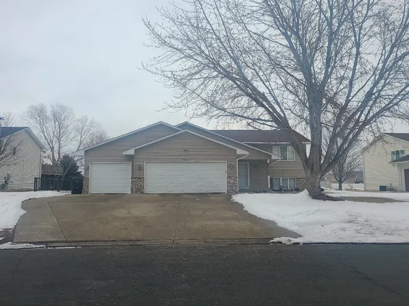 805 S Elm St, Belle Plaine, MN 56011