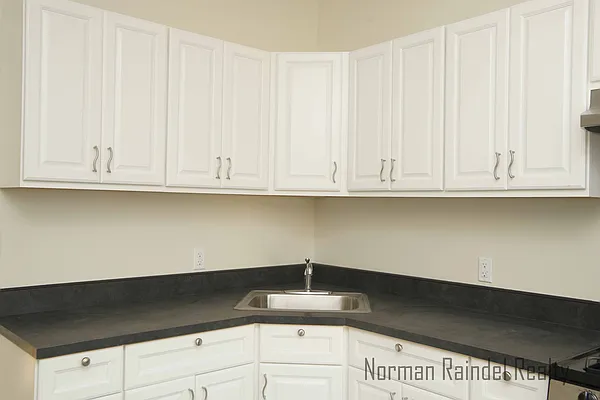 Rented by Norman Raindel, LREB | media 6