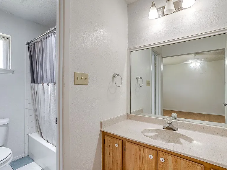 7221 Church Park Dr — Photo 18