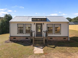 1098 Fitzroy Dr, Pendleton, SC 29670