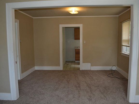 5th image of 3122 Euclid Ave