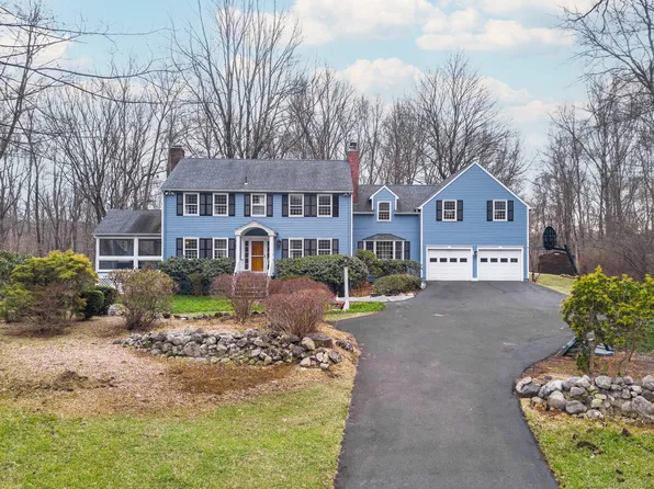 45 Lamppost Drive, Redding, CT 06896