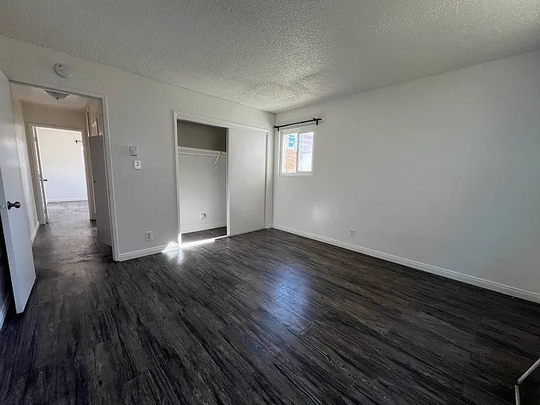 420 E Pleasant Valley Rd #2 — Photo 6