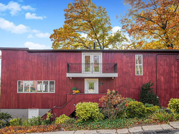 20 Signal Hill Road image 41 of 44