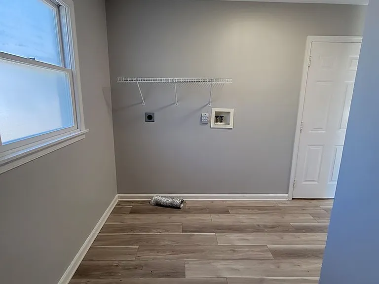 11607-11609 Kimberly Dr — Photo 11