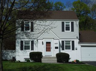 932 Carnegie Ave, Plainfield, NJ 07060