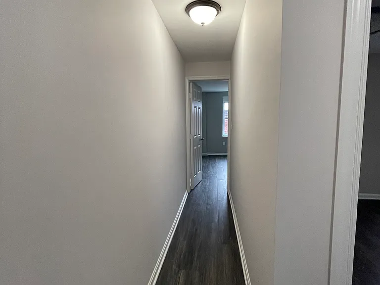 1514 N Luzerne Ave — Photo 22