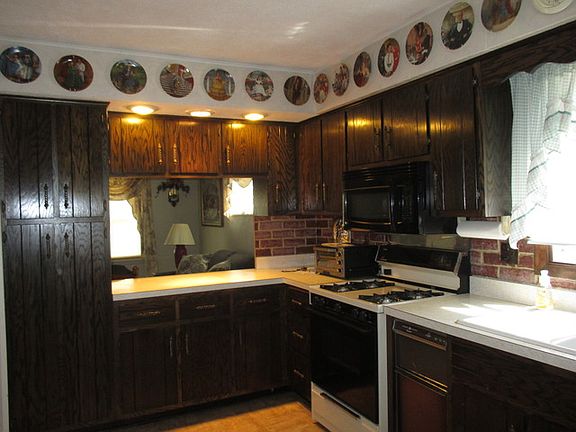 4th image of 1407 Cleary Ave