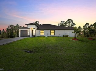1008/1010 Jaguar Blvd, Lehigh Acres, FL 33974
