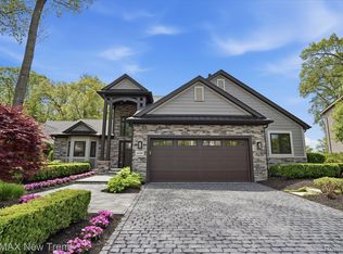 1890 Spruce Dr, Commerce Township, MI 48390