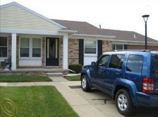 16240 Dunston St #77, Southgate, MI 48195