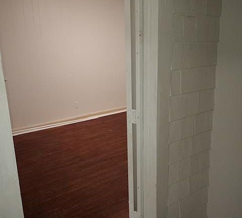 4th image of 203 S 31st St #A