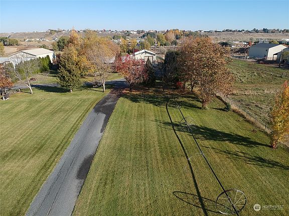 4th image of 5303 Road K NE