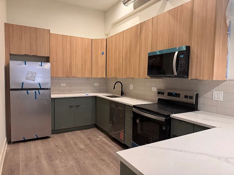 The Evergreen Lofts — Photo 36