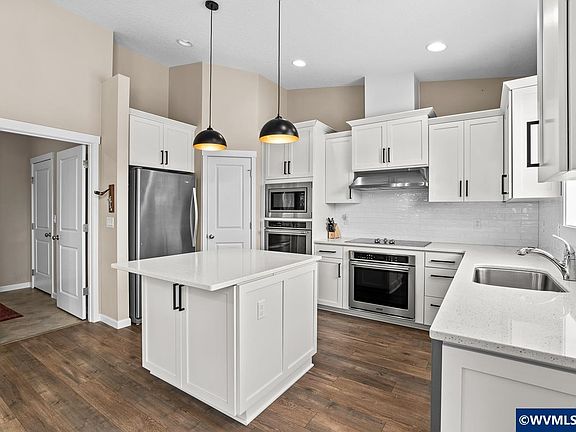 5th image of 25850 Foster Rd