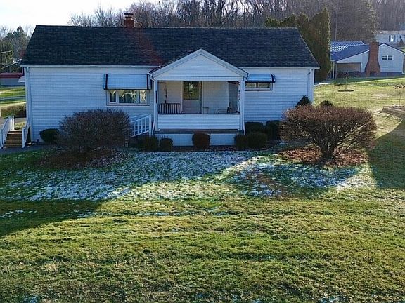 3rd image of 1501 Herrick St