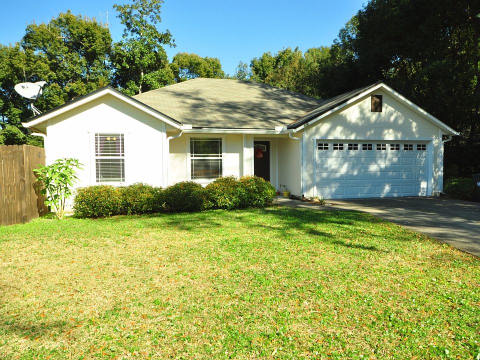 1st image of 428 Cypress Ave