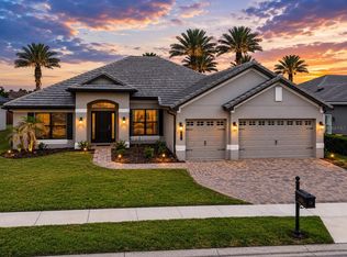 226 Lake Vista Dr, Auburndale, FL 33823