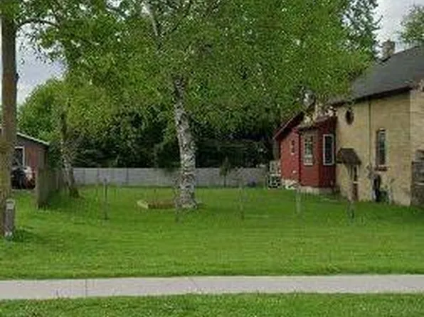 554 Main St E, Minto, ON N0G 2P0