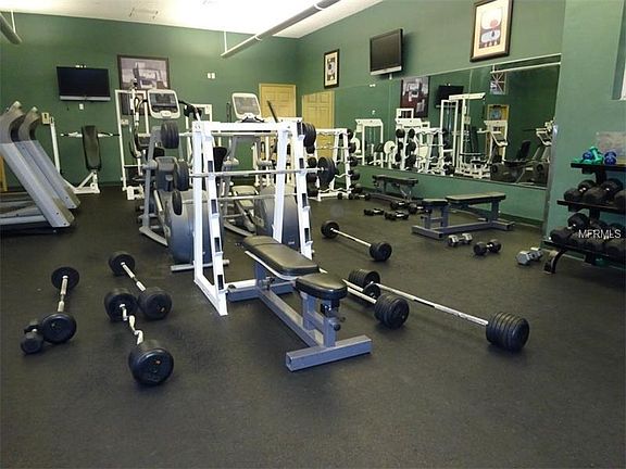3rd image of 5536 Metrowest Blvd Unit 101
