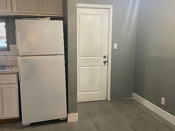 4th image of 1546 NE 20th St