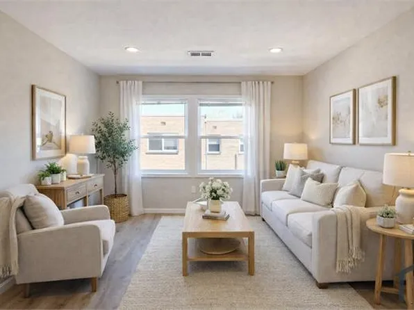 307 Division Ave NE #303, Washington, DC 20019