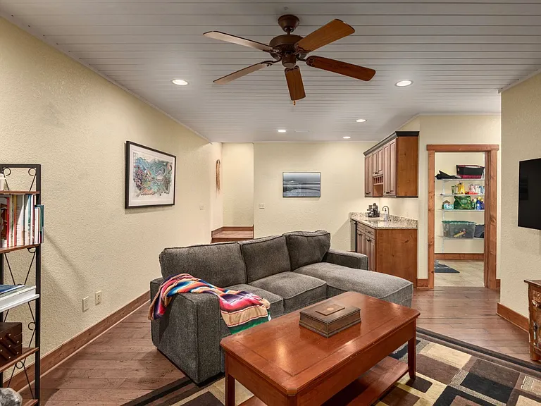 352 Celo Cove Dr #18 — Photo 12