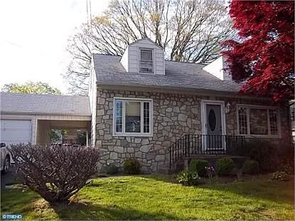 610 Central Ave photo 1