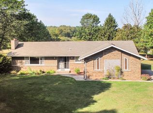 9767 N 17th St, Plainwell, MI 49080