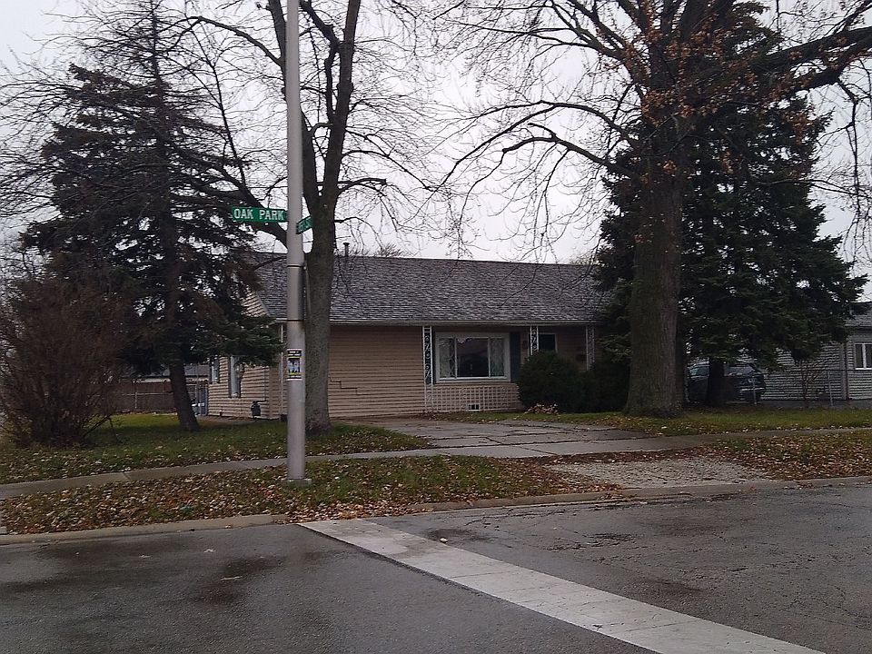 2nd image of 8450 S Oak Park Ave