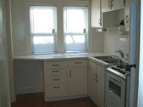 4th image of 3212 19th Ave S