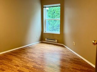 Crown Hill Court, Seattle, WA 98117