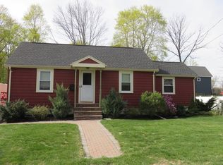 3 Charlesmere Rd, Billerica, MA 01821