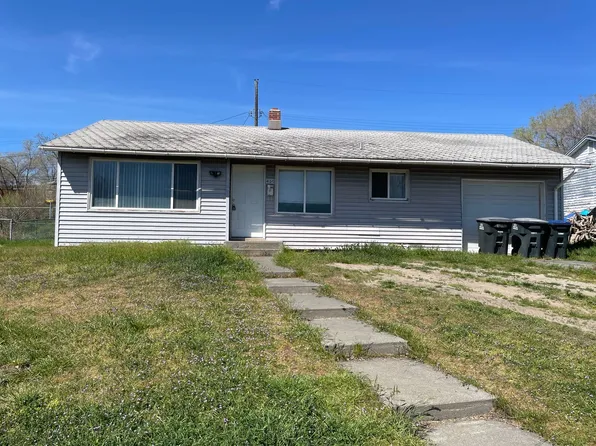 456 N Dale Rd, Moses Lake, WA 98837