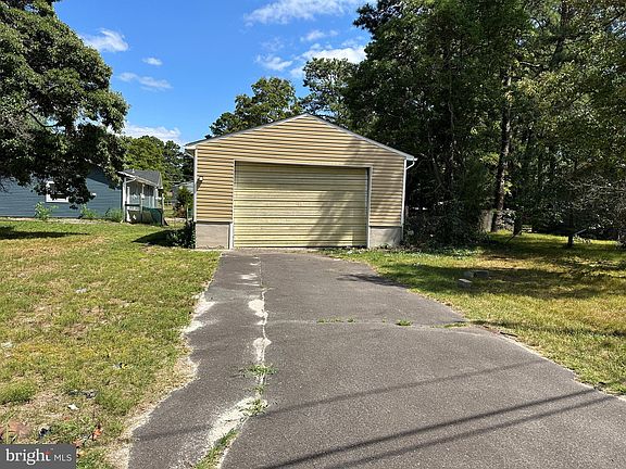 5th image of 312 Cherokee Dr
