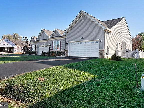 2nd image of 17931 Constitution Cir